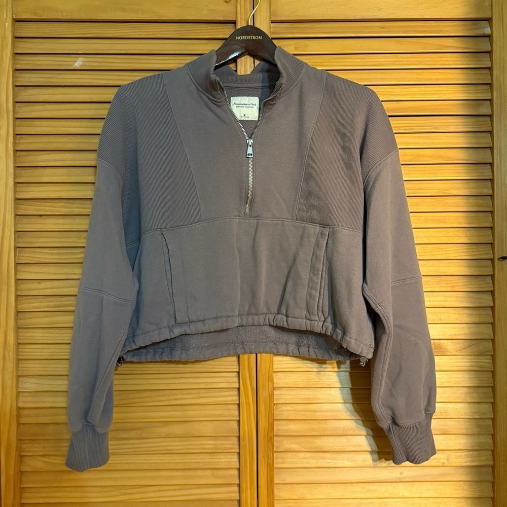 Abercrombie & Fitch purple Quarter-Zip Sweater size medium